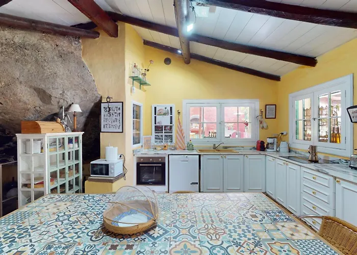 La Casa Del Molino De Viento * Agaete (Gran Canaria)